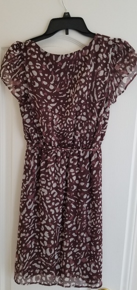 Flutter sleeves tie dress - Picture 2 of 3